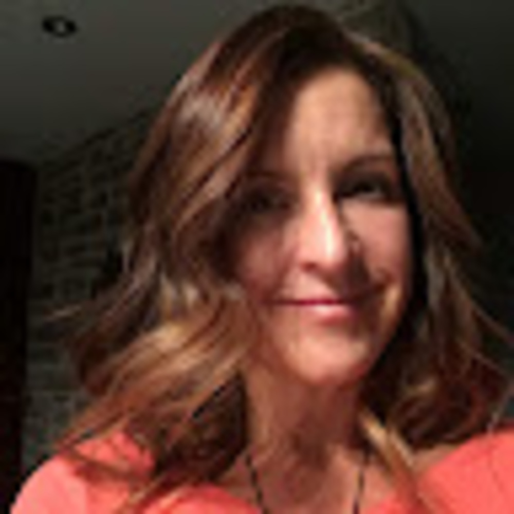 Meet your Posher, Laurie